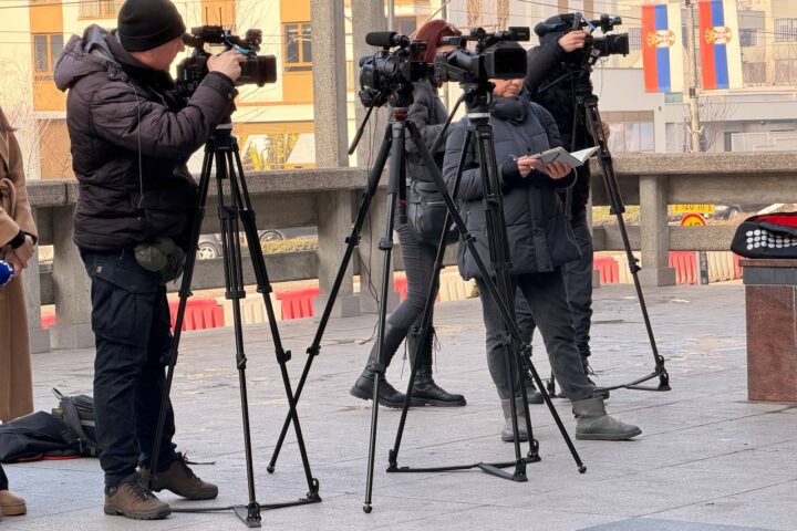 Mediji